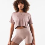 klær T442206 porselensbrun wolf head airtech ss crop kvinner Alphalete