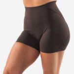 klær T442310 kashmir brun aura kort 5" kvinner Alphalete