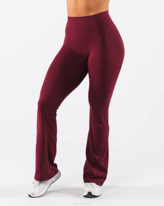 klaer_t442377_krans_rod_aura_blusset_bukse_hoy_kvinner_alphalete.jpg klær T442377 krans rød aura blusset bukse høy kvinner Alphalete - Bilde 1